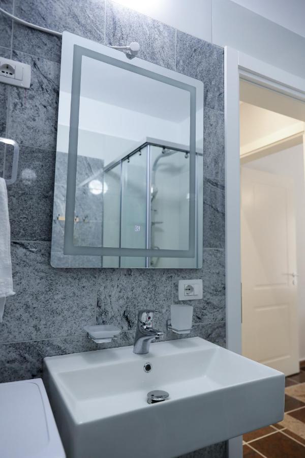 Fishta Apartments Q5 35 Velipoje Luaran gambar